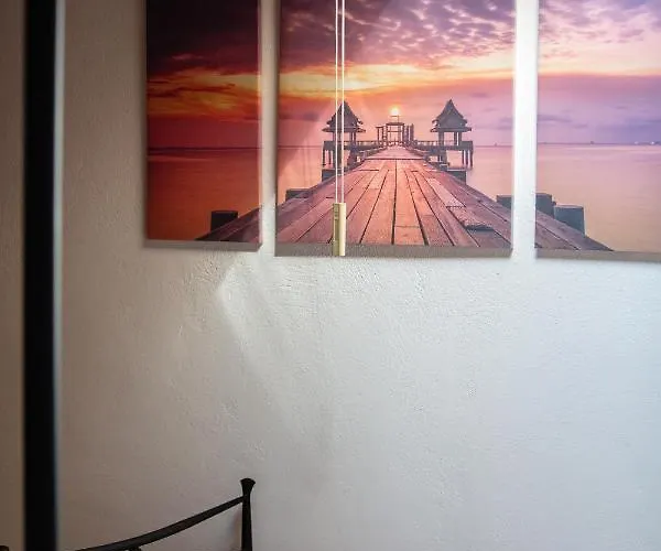 Two Floor Old Town Apartment *