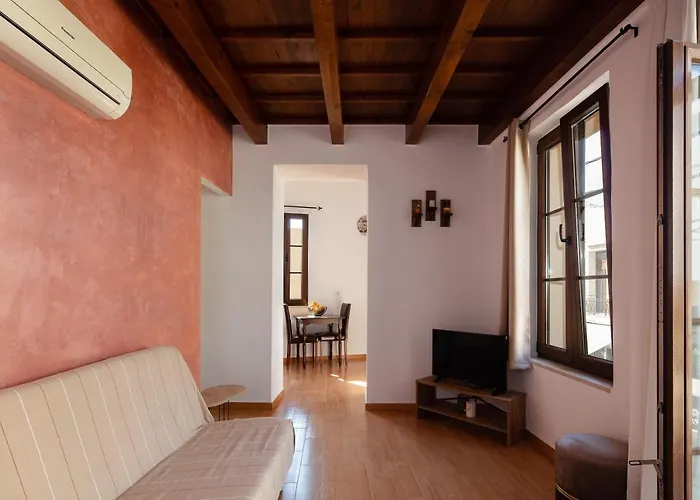 Two Floor Old Town Apartment Rethymno (Crete)